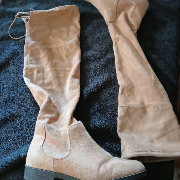 so knee high  boots - Picture 5 of 5